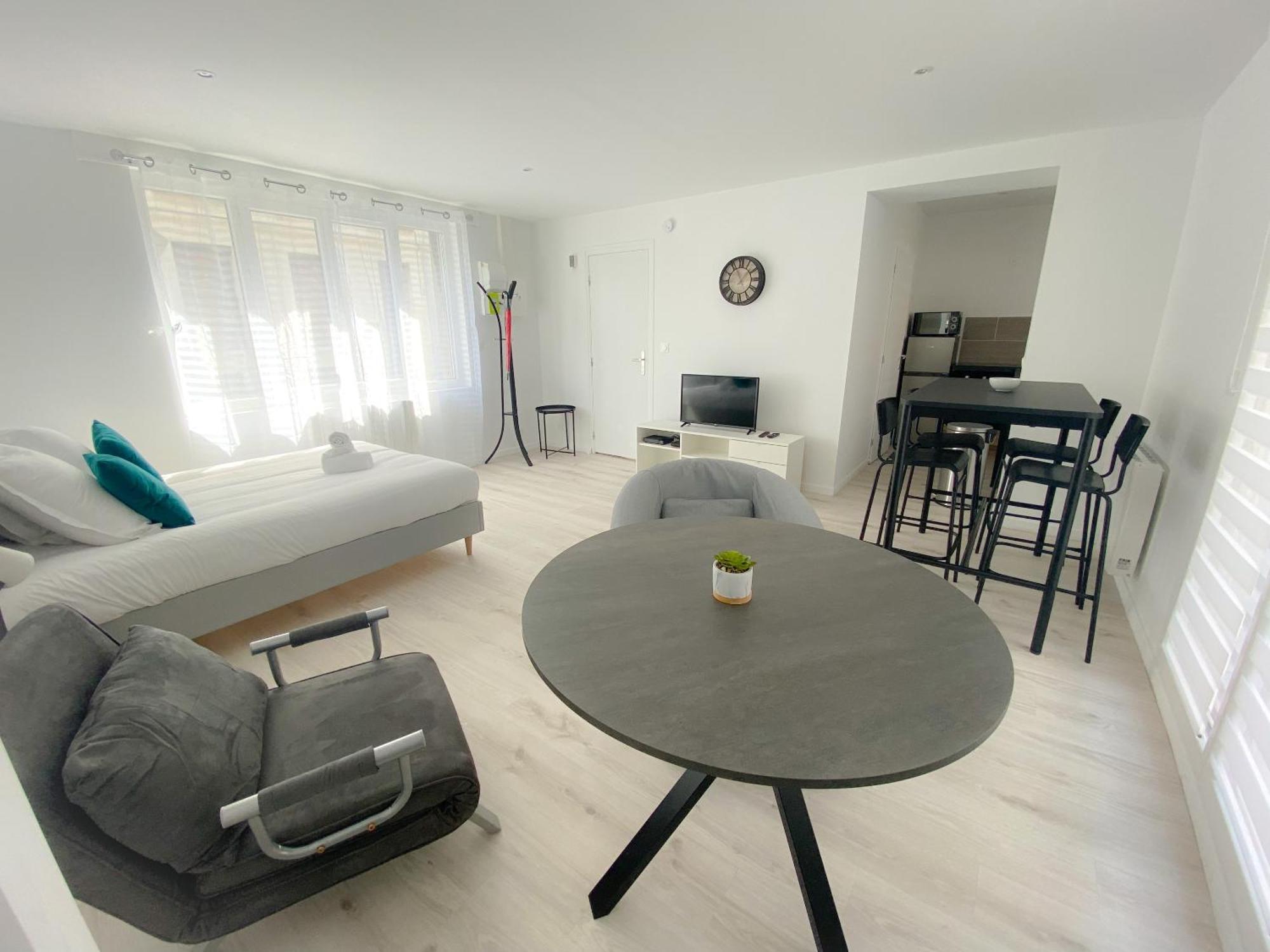Le Vendee Apartment Calais Exterior photo